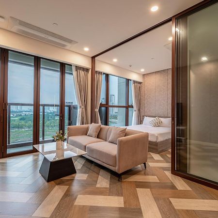 Saigon The Metropole - Residences Complex - By Svillage "Escape To Perfection" Хошимин Экстерьер фото